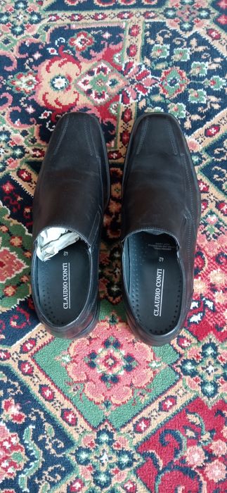 Vând pantofi Claudio conti
