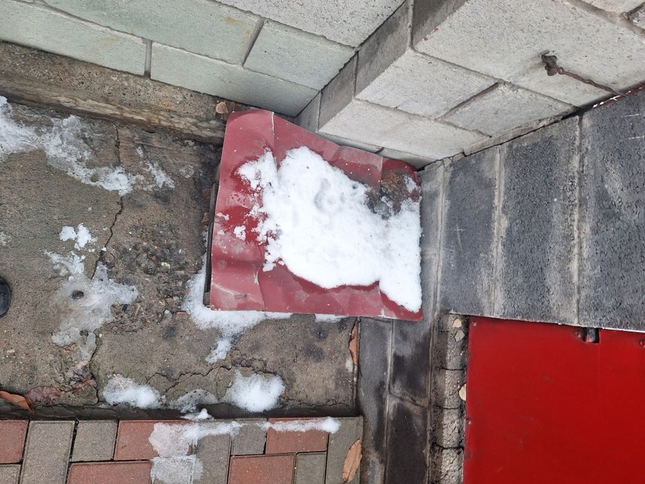 Собачья будка из дерева