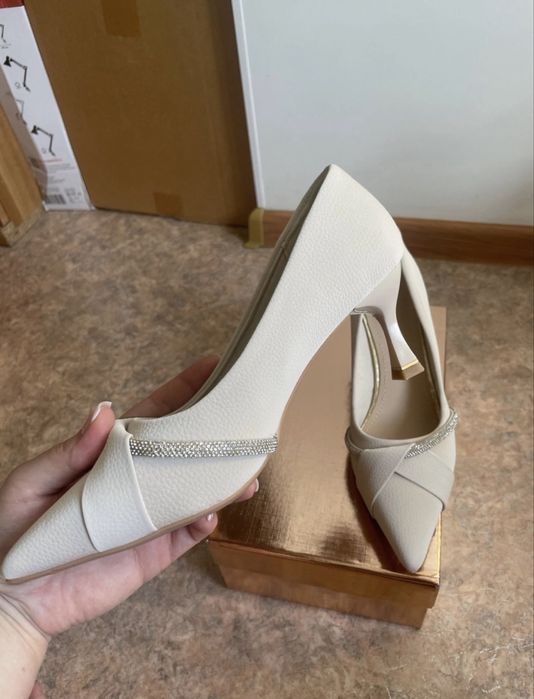 Женские туфли