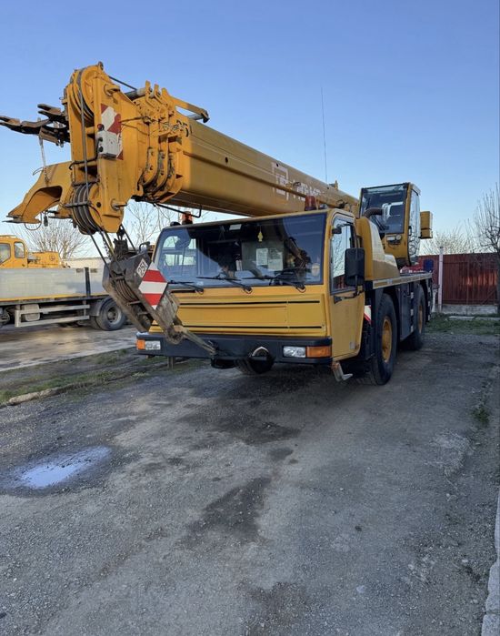Inchiriere  macara  35T