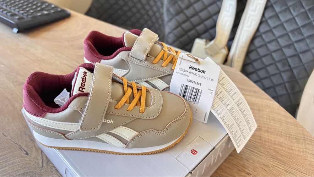 Маратинки Reebok момче 24, 13.5 см, нови, с кутия, оругинални