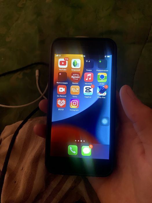 Айфон 7   128 гб