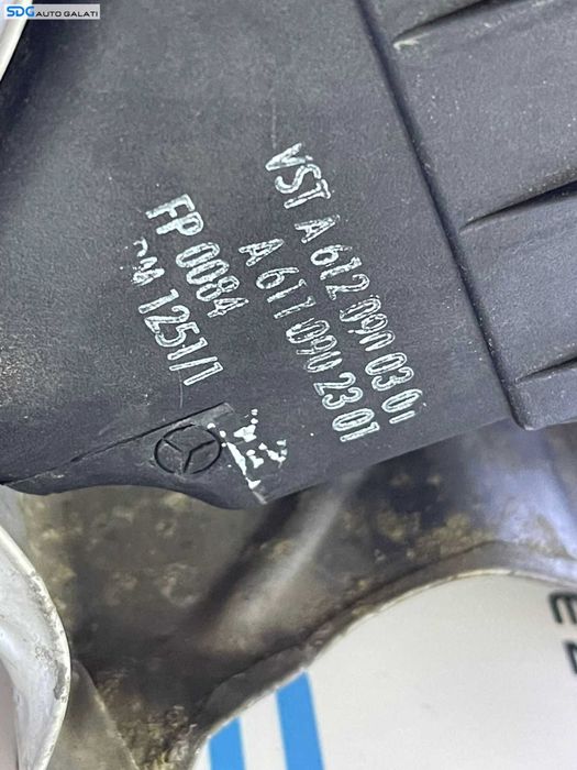 Corp Carcasa Filtru Aer Mercedes W203 Clasa C Class C200 C220 2.2 CDI 2001 - 2007 Cod A6110902301