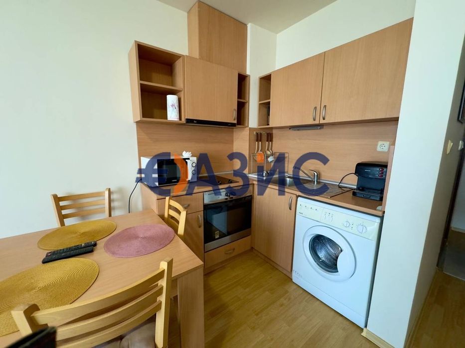 Продава се Едностаен апартамент в Свети Влас - 44 кв.м за 696 €/кв.м - Снимка #2