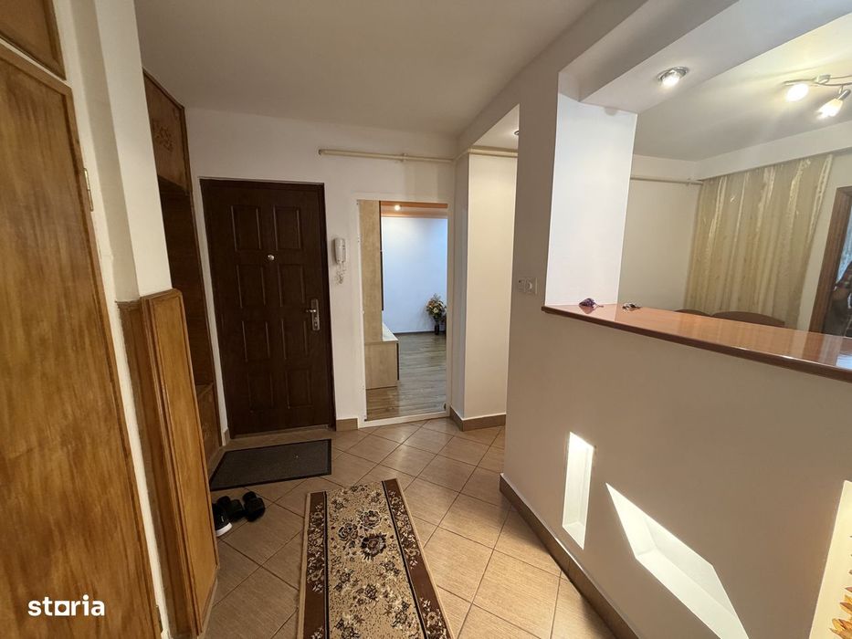 Apartament 3 camere,zona E3,etaj 3