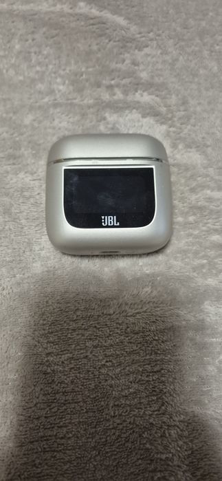 JBL TOUR PRO 2 употребяван