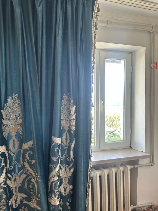 Осындай перденің сырты сатылады