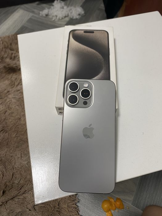 15 про макс натуралтный титан