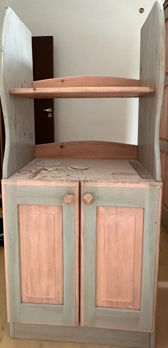 Мебели за детска стая от дърво!