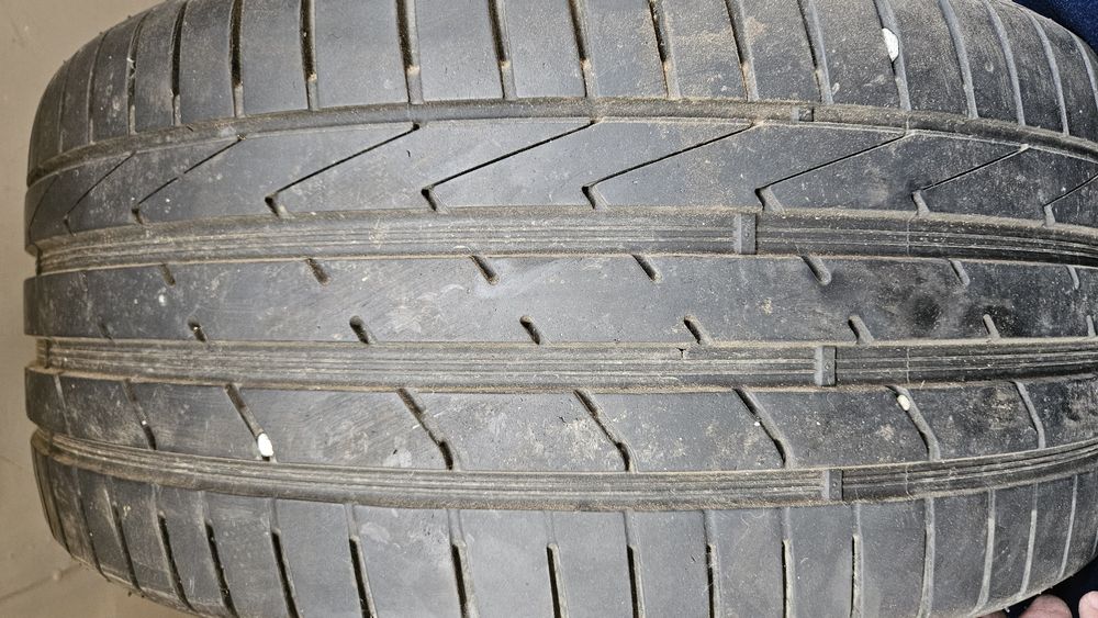 2бр гуми 255 40 19  ханкок