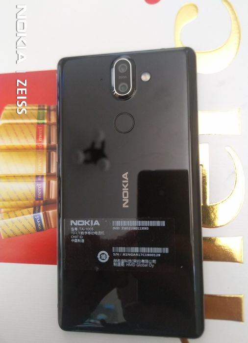 Нокия 8 сироко чисто нов и неизползван Nokia 8 Sirocco 6RAM,128GB