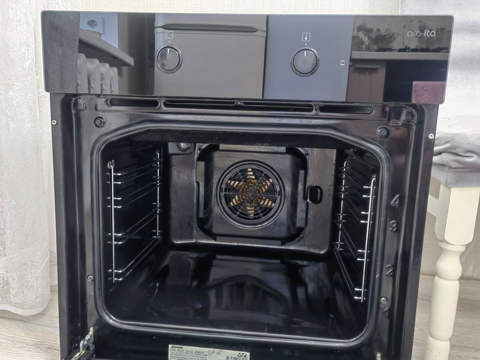 Духовка, все функций работают