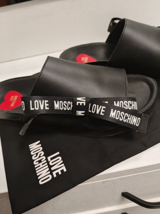 Чехли Love Moschino