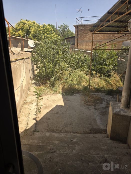 Продается СВОЙ участок площадью 2.75 сотки в Яккасарайском районе.