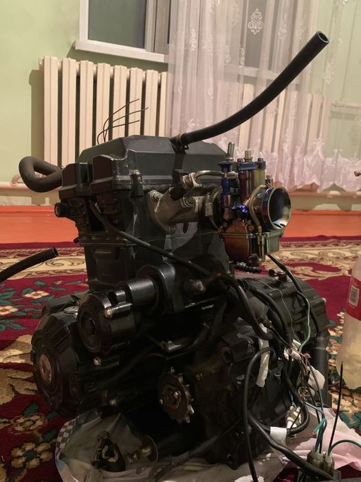 Двигатель для мотоцикла 400куб