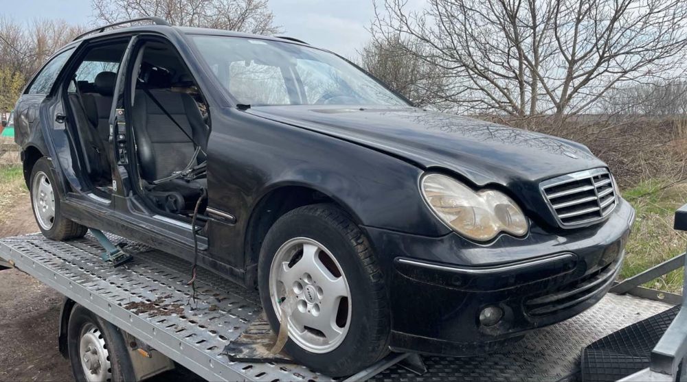 Mercedes C220CDI facelift на части