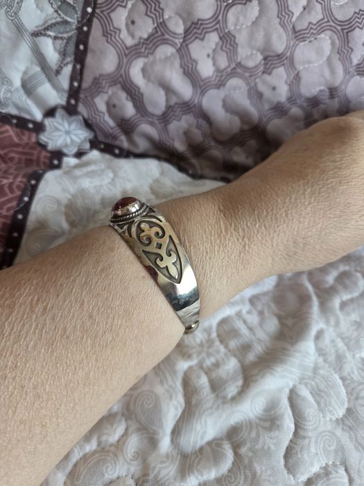 Продается браслет серебро 925 пробы