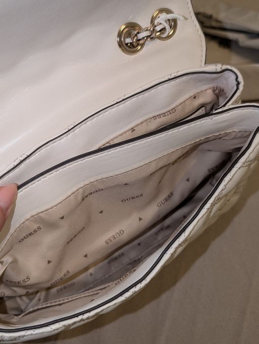 Geanta Guess noua