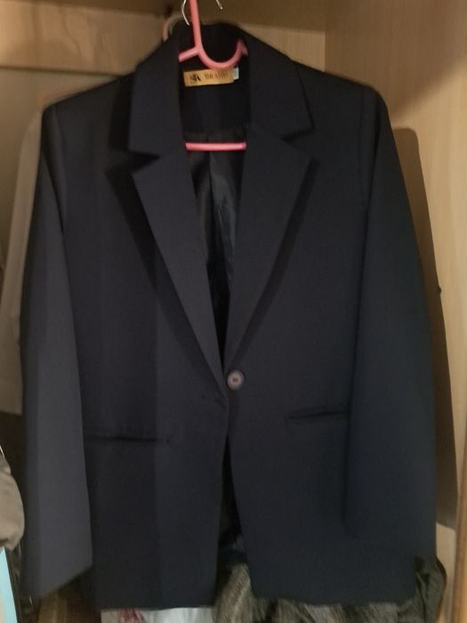 Школьный пиджак.