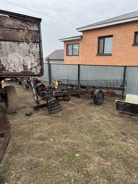 Продам трактор , тележка , все в сборе