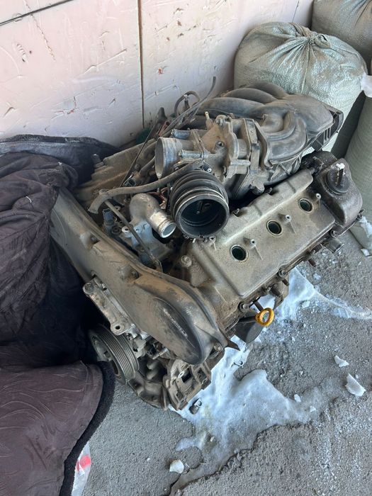 Продам мотор на LX 300