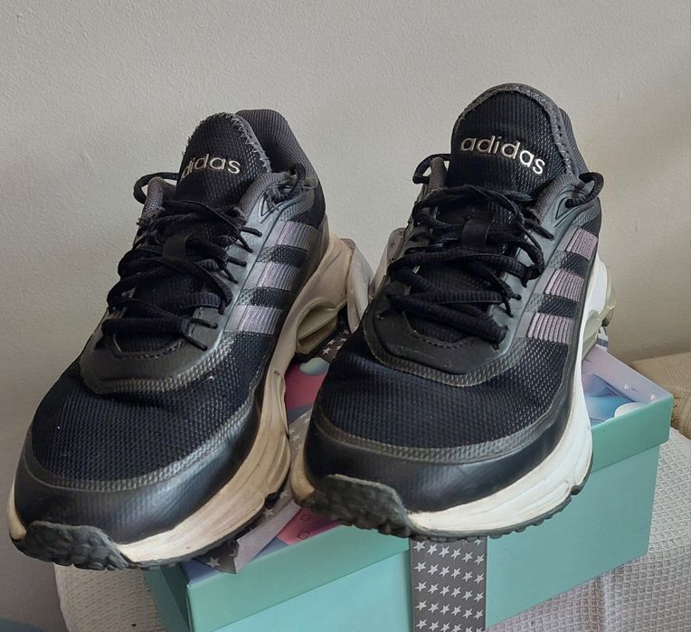 маратонки - Adidas- 36 1/3