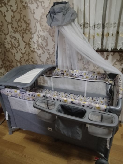 Детский кровать..