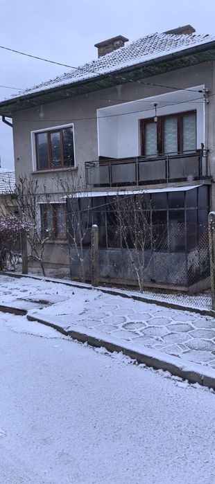 Продава се Къща в Правец - 148 кв.м за 1183 €/кв.м - Снимка #1