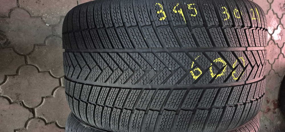 anvelope Bridgestone 345/30/21 m&s iarna