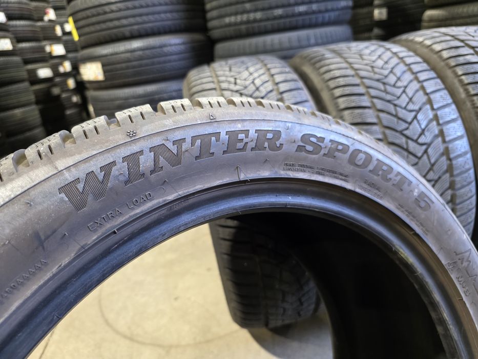 255/45/19 DUNLOP 4бр