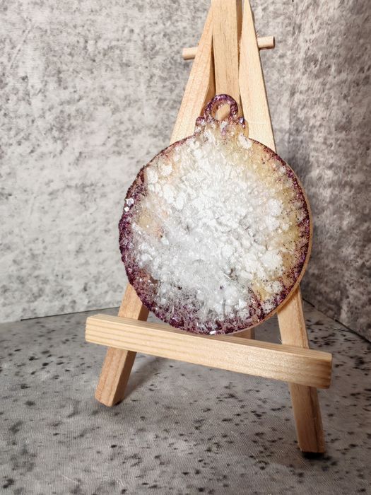 Елочные игрушки из смолы