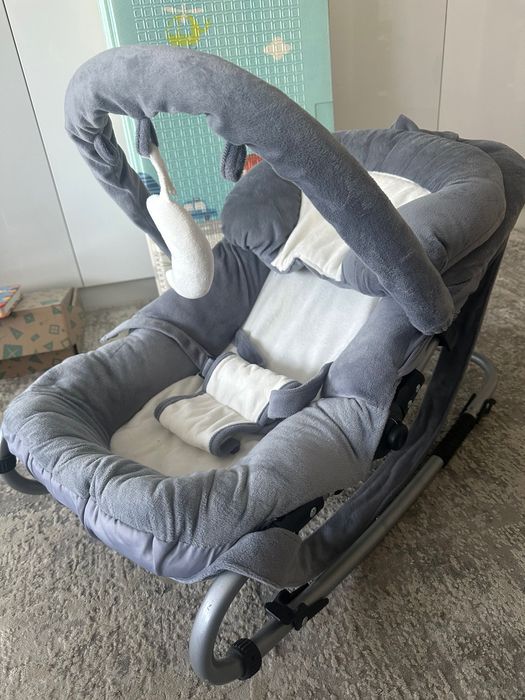 Leagan balansoar fix bebelus material pufos, nuante neutre