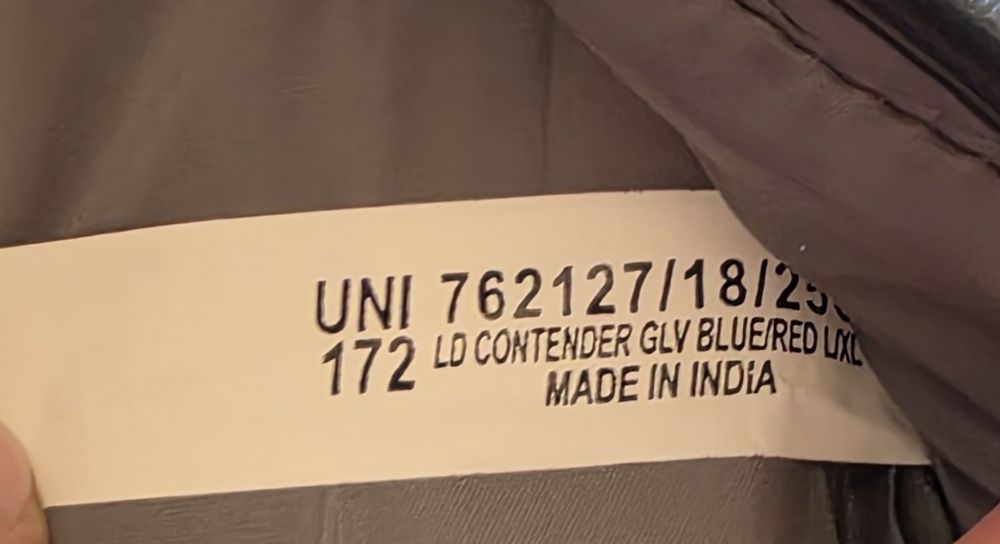 Нови боксови ръкавици Lonsdale