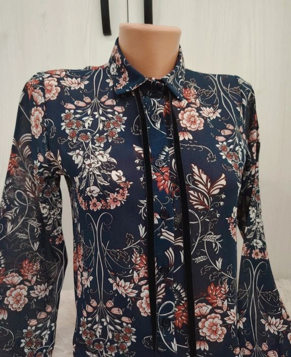 Cămașă elegantă, subțire, impecabilă!