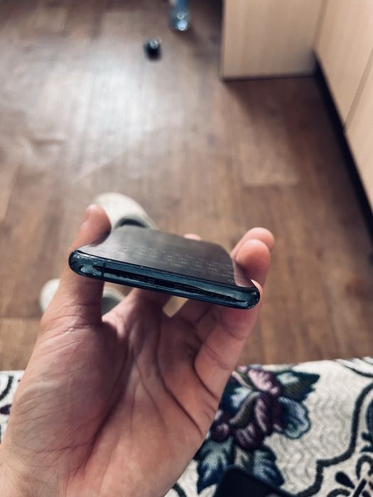 Продам Iphone 11 pro