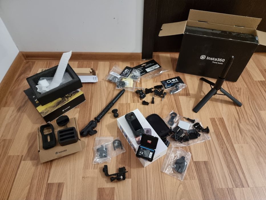 Set camera insta360 x3 / accesorii