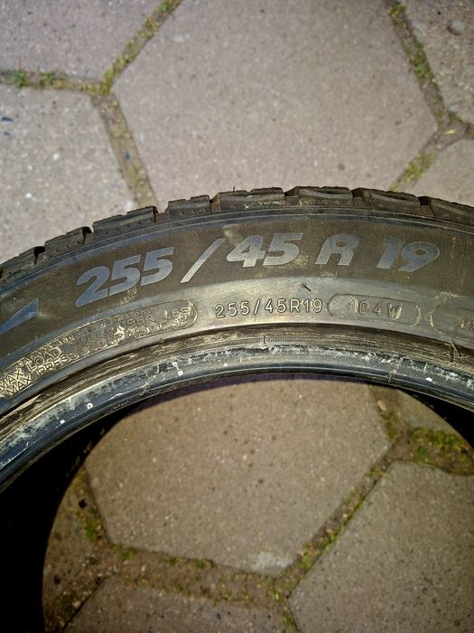 255/45/19 Мишелин