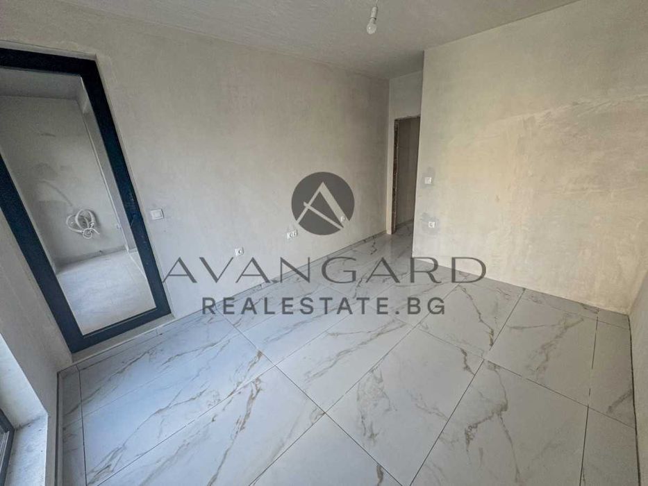 Продава се Двустаен апартамент в Пловдив, Тракия - 74 кв.м за 1655 €/кв.м - Снимка #3
