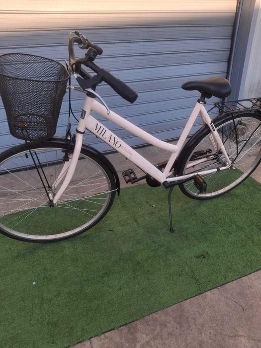 Градски алуминиев велосипед