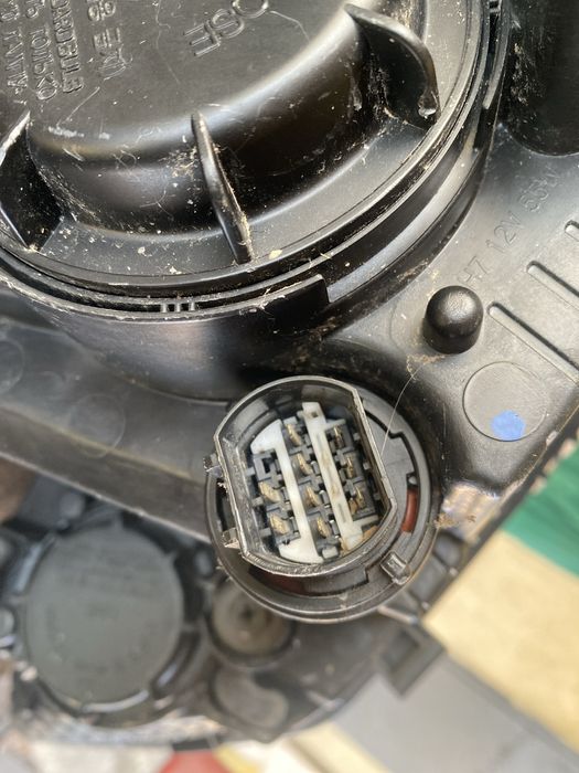 Десен фар за хюндай и20