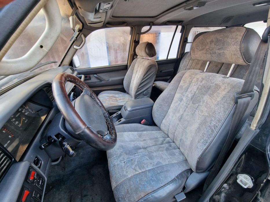 Продам автомашину Land Cruiser