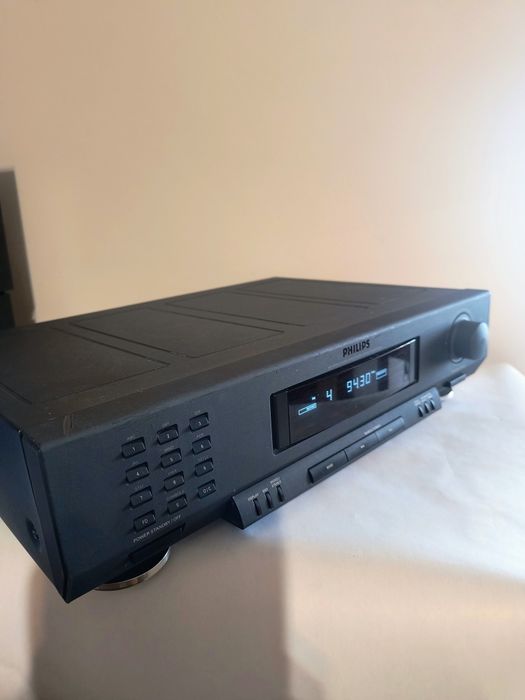 Tuner digital PHILIPS FM-AM-MW, din seria 900 model FT-920, Malaysia