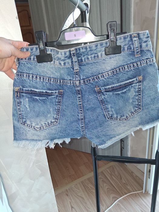 Blugi dama marimea 32