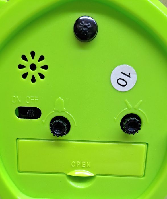 Настолен часовник