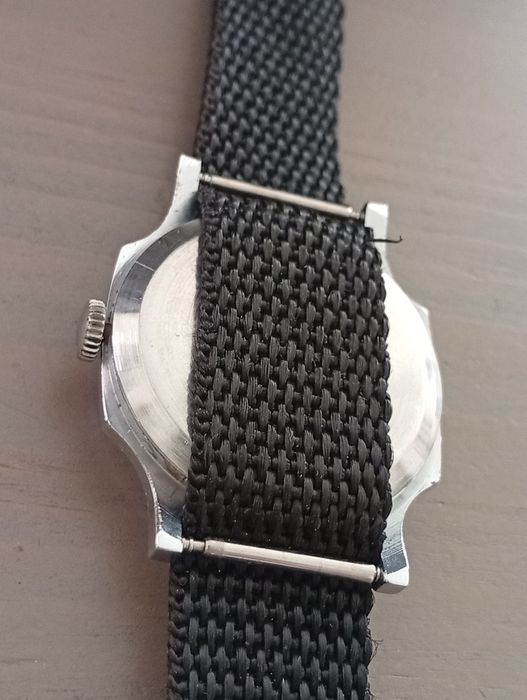 Руски ръчен механичен часовник ПОБЕДА