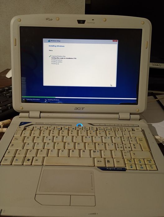 Oferta specială nu ști cât tine vând PC și laptop (function unele)