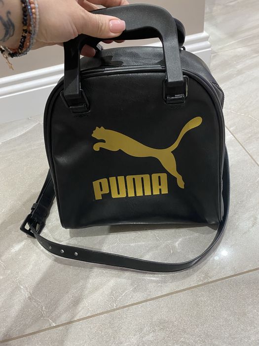 Чанта и маратонки Пума