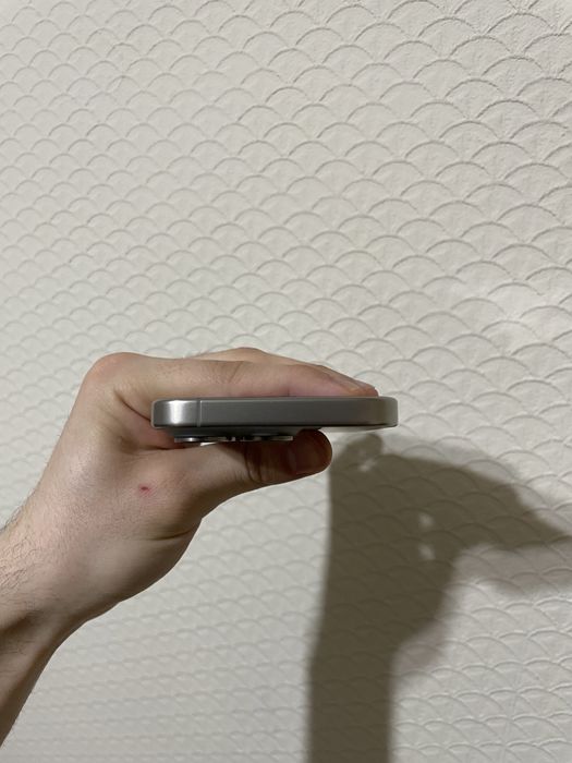 iPhone 15 pro natural titanium в иделае