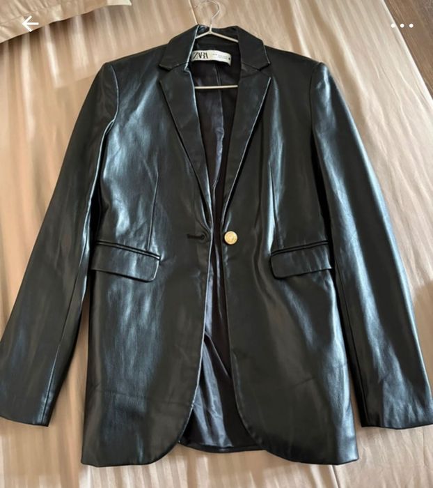 Blazer Zara din piele ecologică