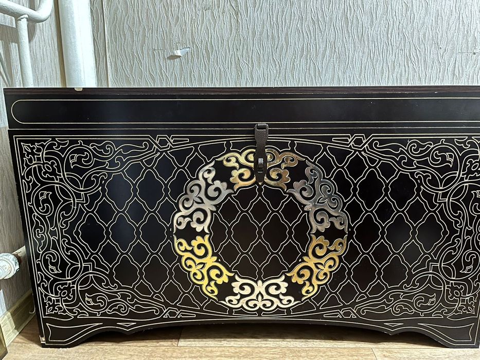 Продам сандык в хорошем состоянии